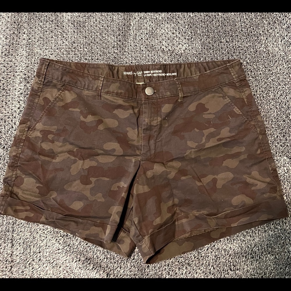 Gap shorts